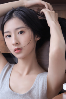 蜉蝣冷山就木
